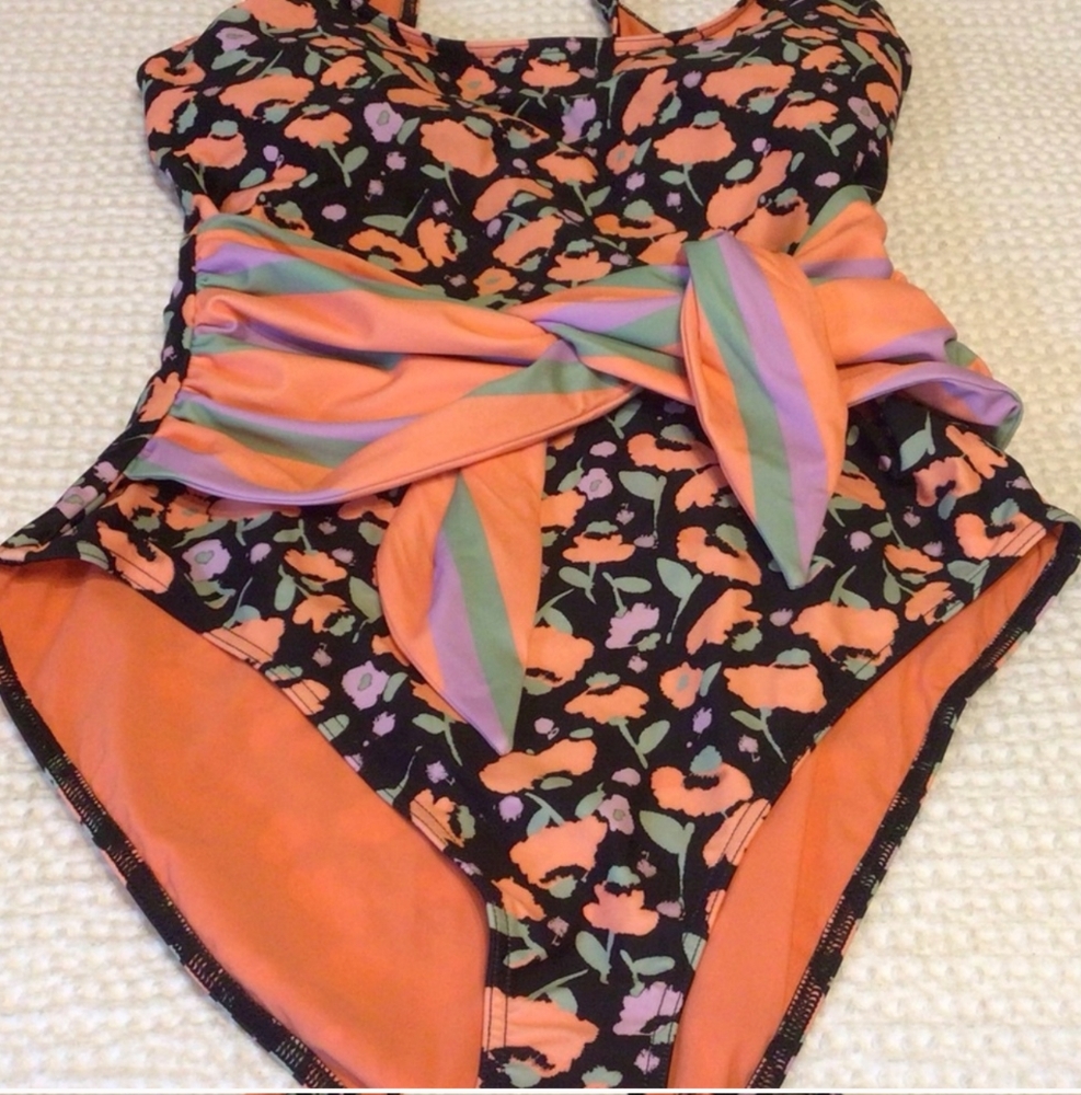 Tanya Taylor swim wear. Size M